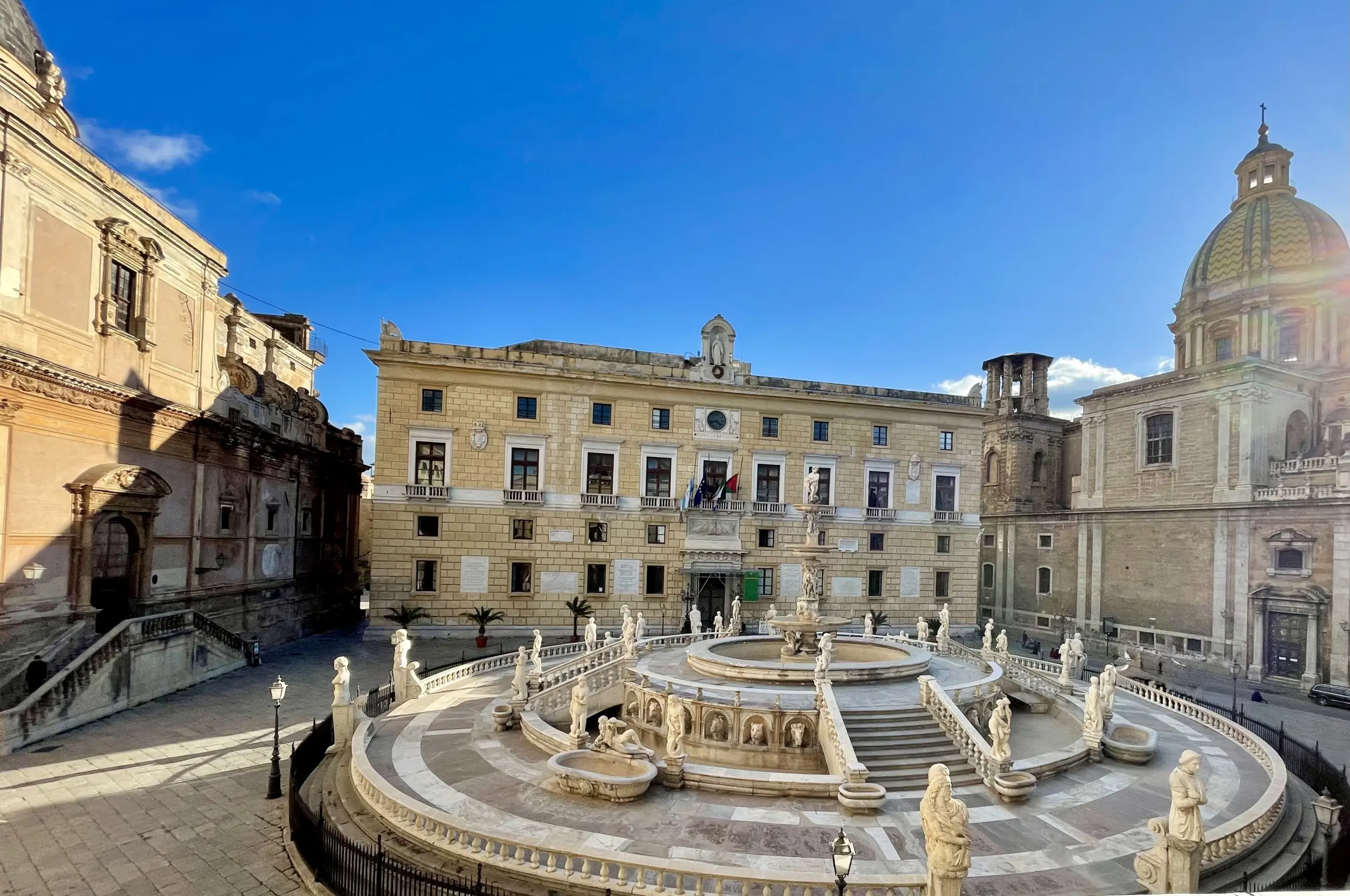 Sehenwürdigkeiten in Palermo: Fontana Pretoria Sehenswürdigkeiten: Fontana Pretoria